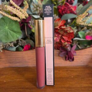 Gucci liquid matte lip colour